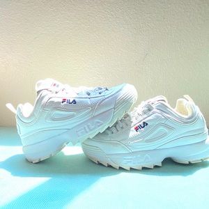Classic FILA Sneakers in white